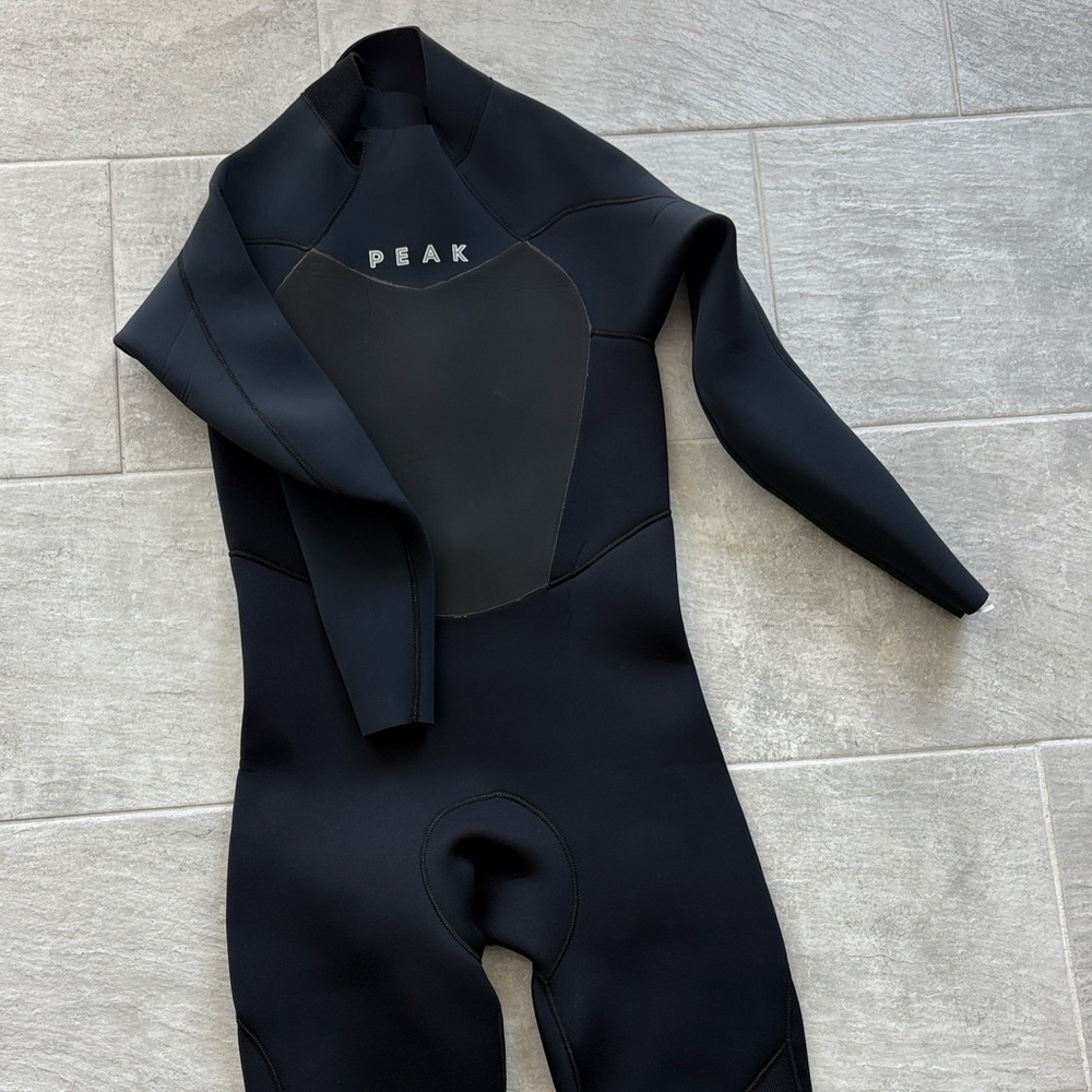 Men's Black Wetsuit